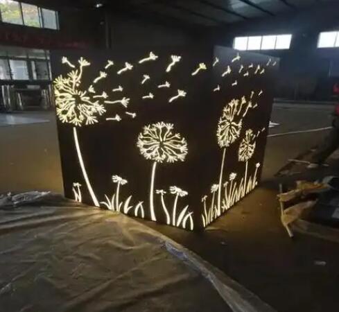 城关耐候钢灯箱